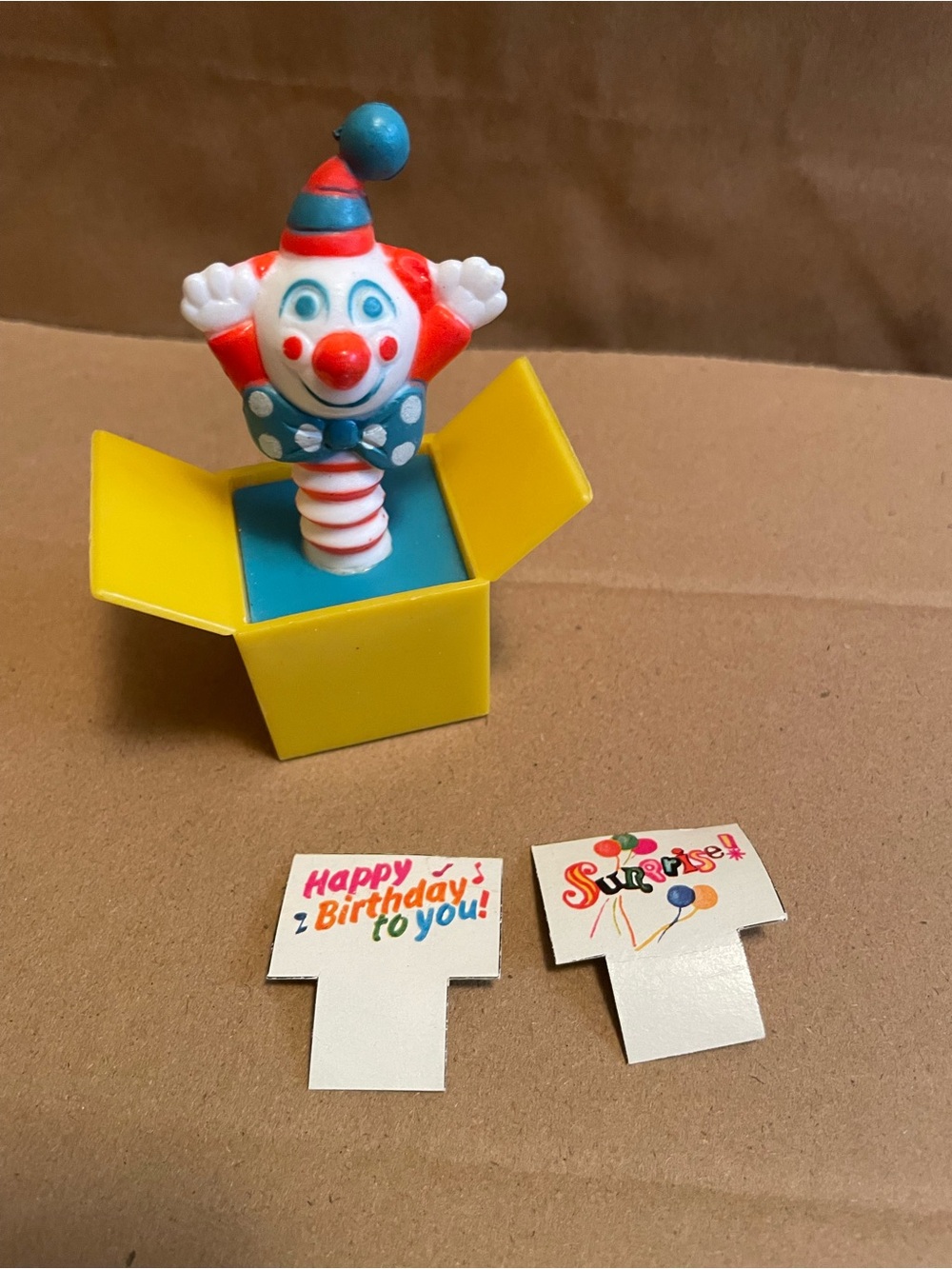 Vintage Wilton Clown In the Box & Message Caketops & Party Decor 2113-2139
